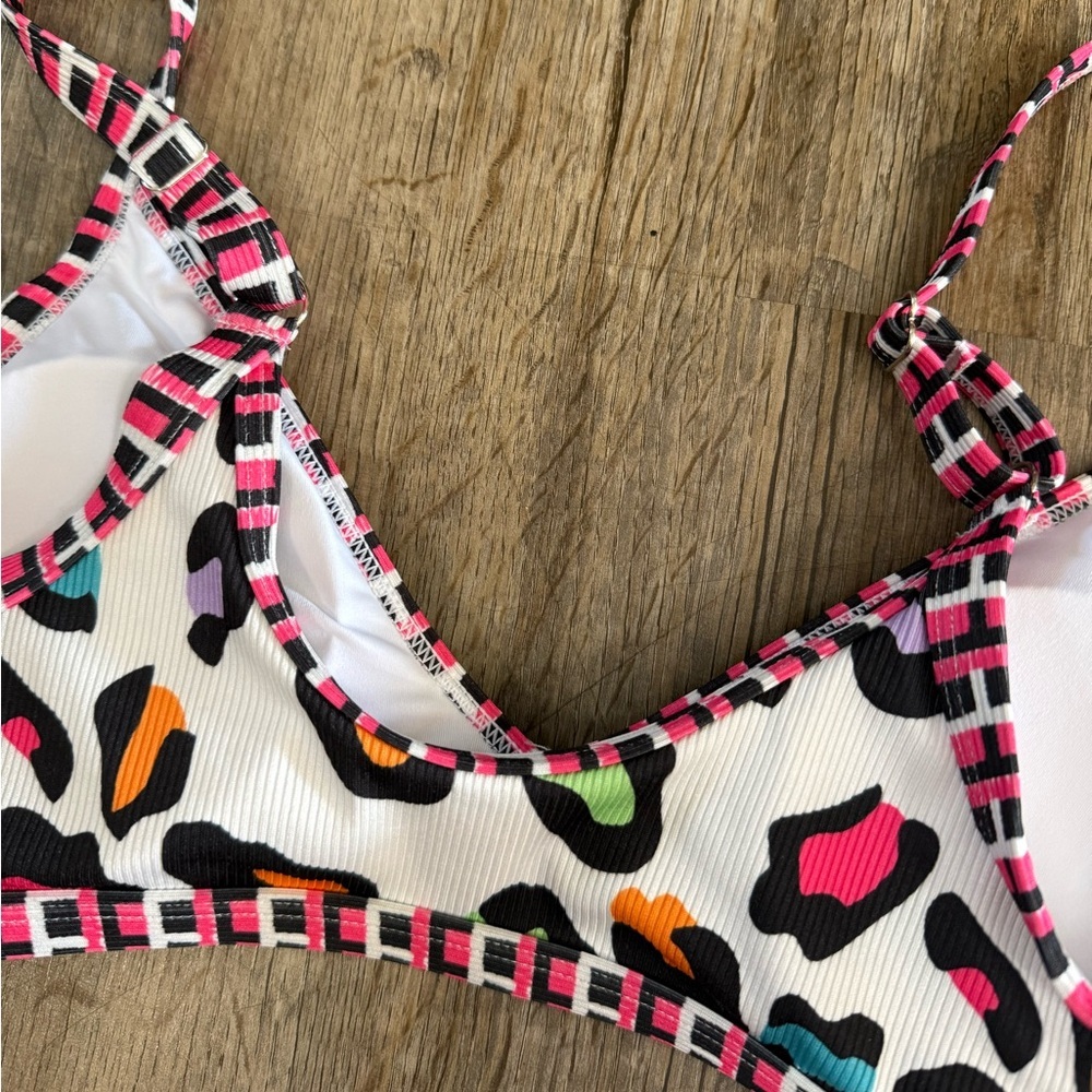 Cupshe • Multicolored Leopard Print Bikini - Picture 6 of 8